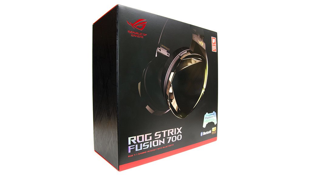 Комплект поставки ASUS ROG Strix Fusion 700