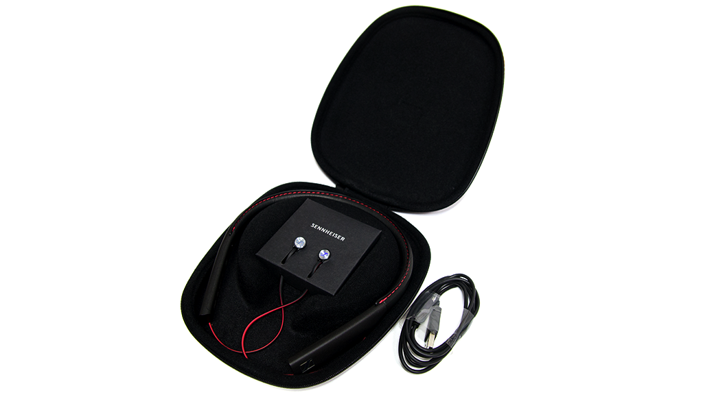 Распаковка и комплектация Sennheiser Momentum In-Ear Wireless Black (M2 IEBT): Кейс для переноски
