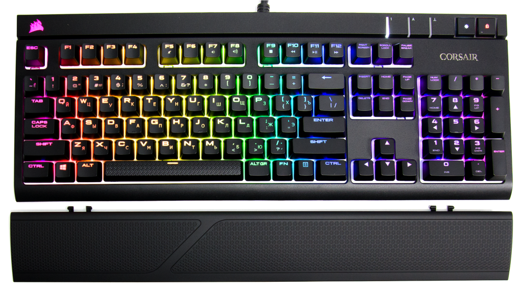 Первое впечатление от Corsair STRAFE RGB Cherry MX Silent: клавиатура и подставка под запястья