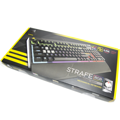 Упаковка и комплектация Corsair STRAFE RGB