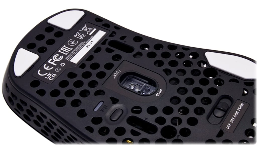 Сверхлегкая мышь Xtrfy M4 RGB Wireless с регулировкой баланса